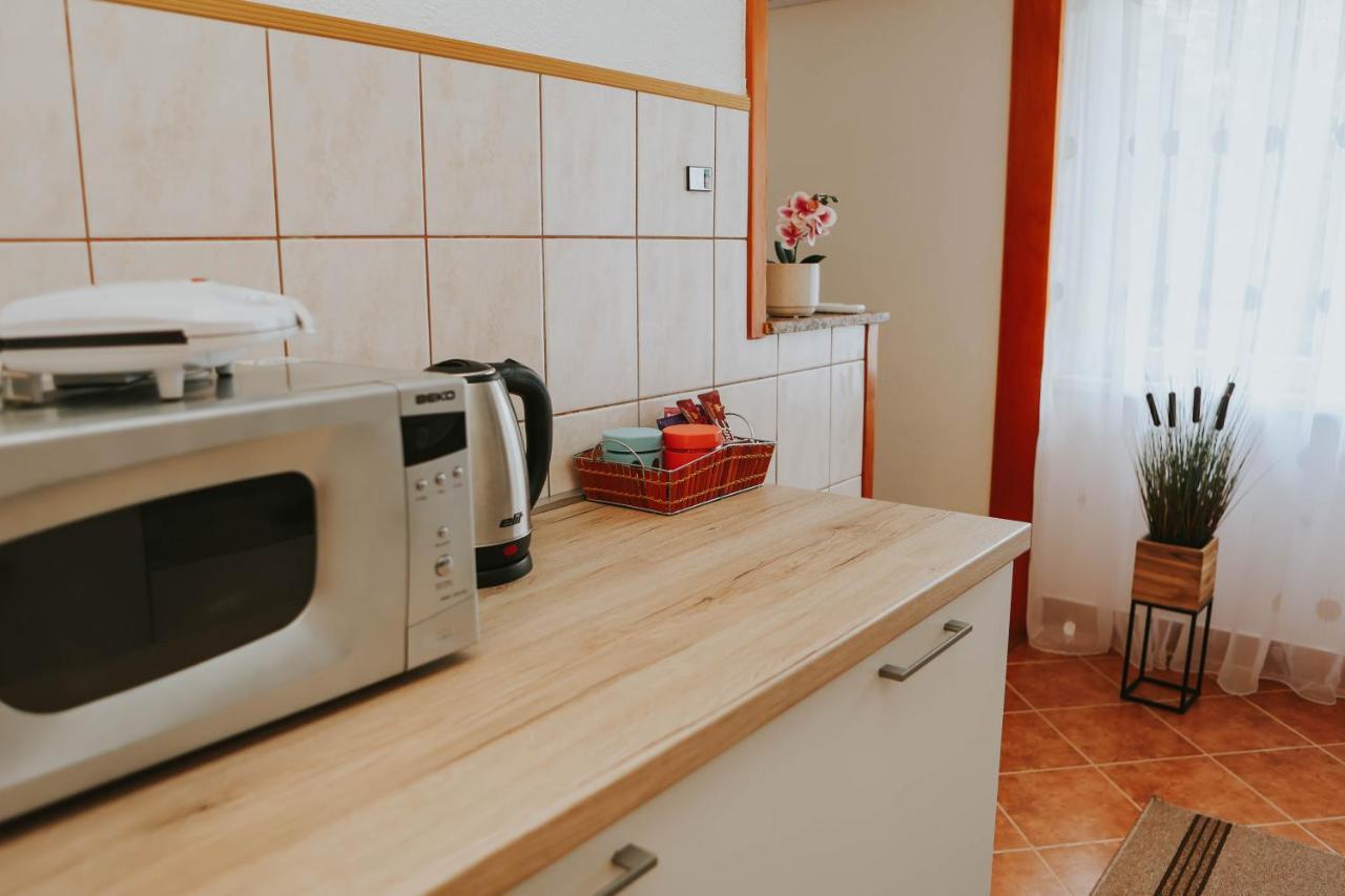 I&T Apartman Gospić エクステリア 写真