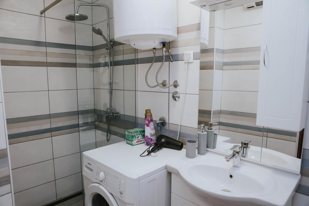 I&T Apartman Gospić エクステリア 写真