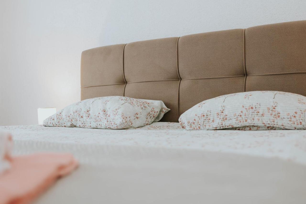 I&T Apartman Gospić エクステリア 写真
